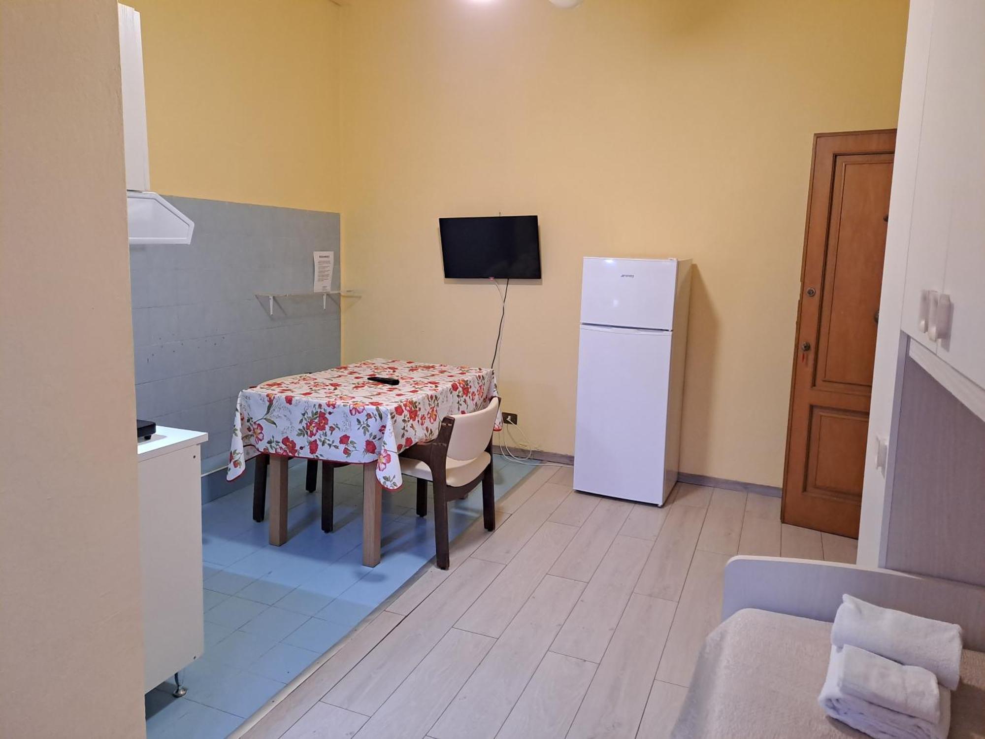 Giappone Inn Flat ลีวอร์โน ภายนอก รูปภาพ